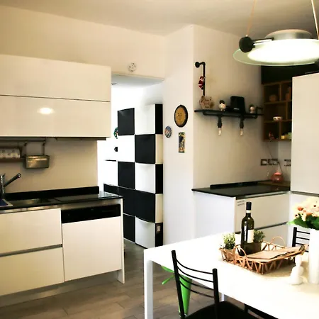 Casa De Chicca - Cute Apartment Near Lake Nemi Genzano di Roma Exterior photo